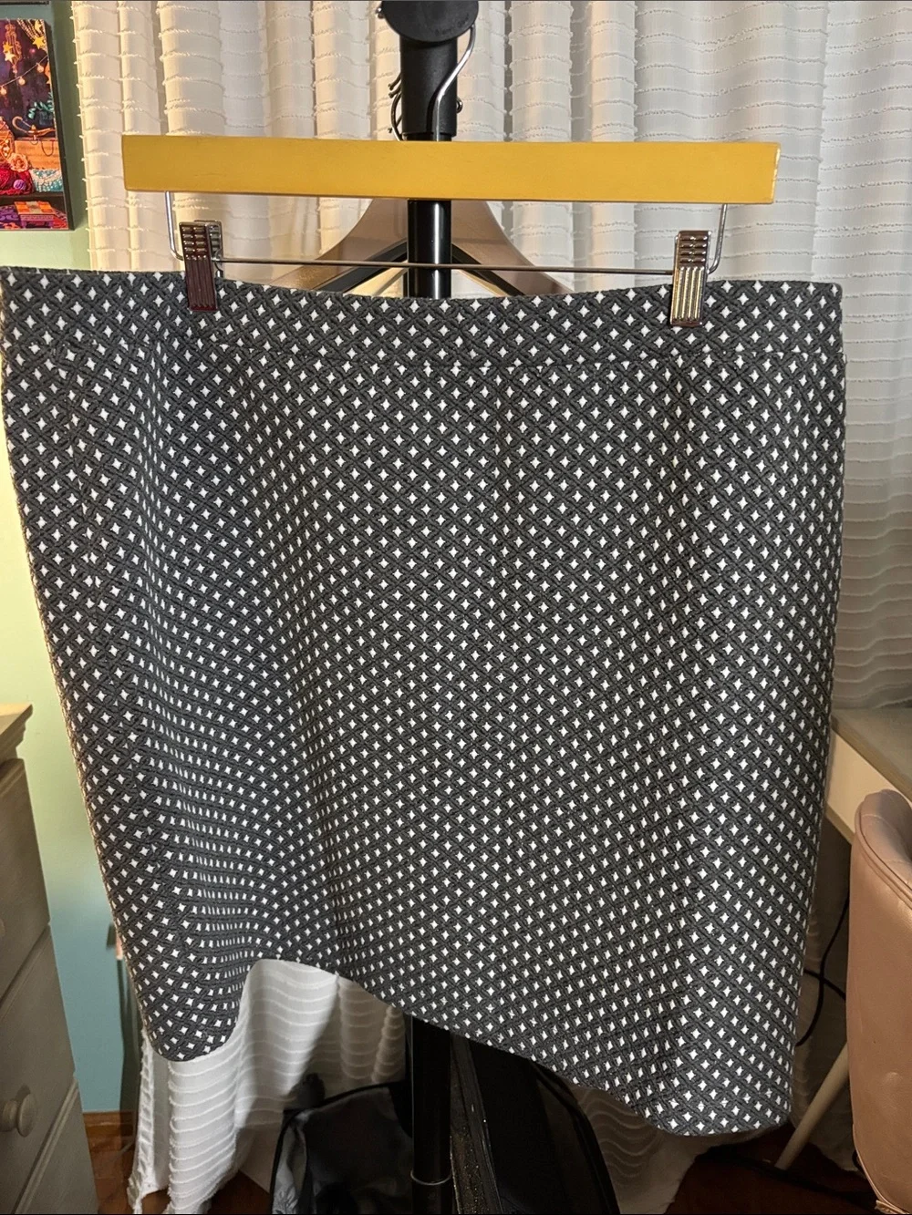 LOFT Black & White Geometric A-Line Skirt